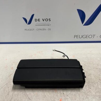 Peugeot 308 1.2 12V PureTech 130 Armlehne 2021 98380381AK