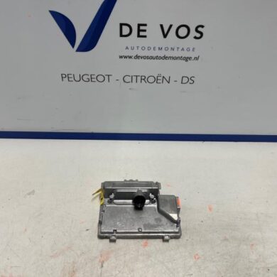 Peugeot 308 1.5 Blue HDi 130 16V Camera voorzijde 2021 1681927480-1688992280-9848001180