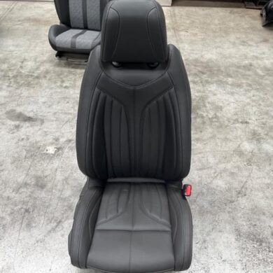 DS Automobiles DS4 1.6 16V PureTech 215 Stoel rechts 2021 9813461080-9832386480