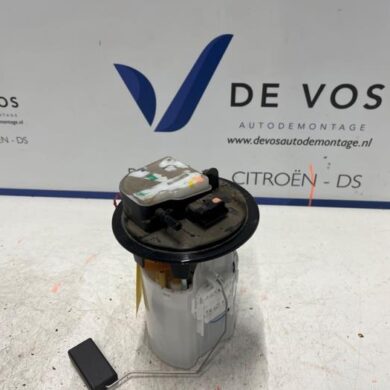 Citroen C3 Aircross 1.2 e-THP PureTech 110 Electric fuel pump HNP 2022 9813573780