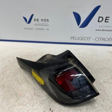 Opel Crossland X 1.2 Turbo 12V Achterlicht links 2022 39235951