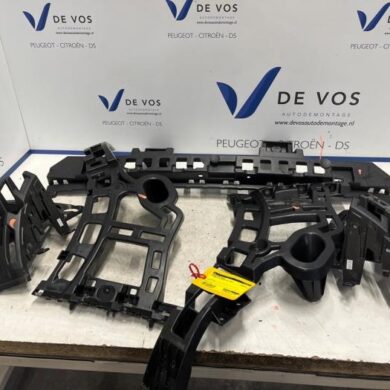 Citroen C5 Aircross 1.2 PureTech Hybrid 136 Bumperframe achter 2022 9826676480-9826677480-9826677080-9833399980-9833400080