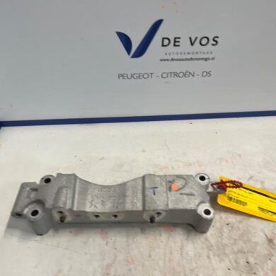 DS Automobiles DS4 1.6 16V PureTech 215 Motorsteun 5G07 2021 9673585680