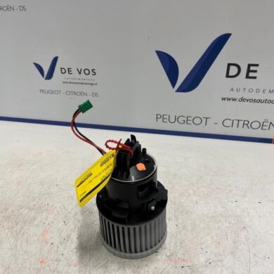 Peugeot 308 1.2 12V e-THP PureTech 130 Kachel Ventilatiemotor 2017 1610497180