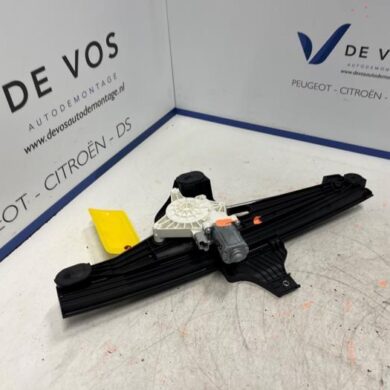 Citroen C5-X  Rear door window mechanism 4-door, right 2023 YL02154380-YL02153680