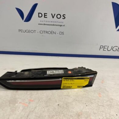 Opel Astra 1.5 Turbo D 16V Achterlicht rechts 2021 9839325380