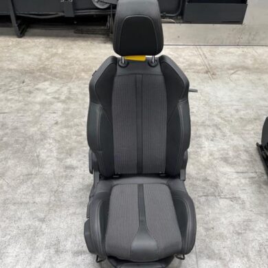 Peugeot 3008 1.2 12V PureTech Hybrid 48V Stoel rechts 2022 9812349580-1622708080