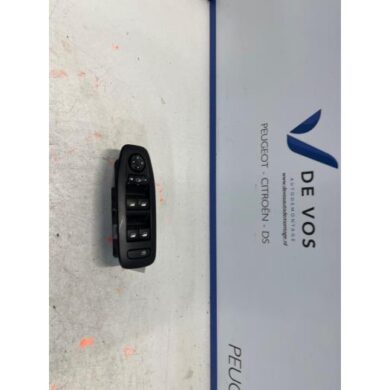 Peugeot 2008 1.2 12V e-THP PureTech 110 Multi-functional window switch 2017 98242539ZD