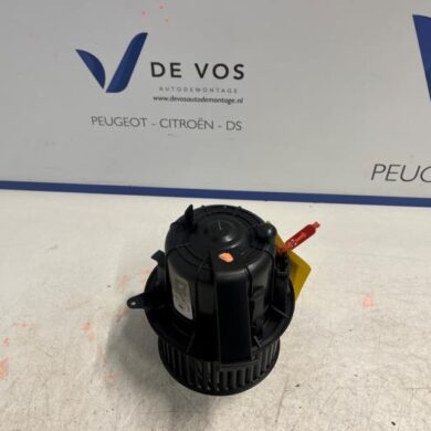 Citroen DS3 1.2 12V PureTech 110 S&S Heating and ventilation fan motor 2018 6441CS