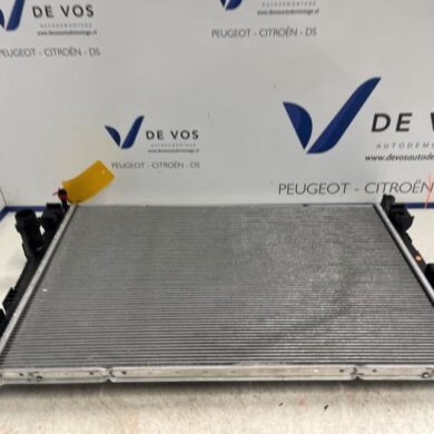 Peugeot 3008 1.2 12V PureTech Hybrid 48V Radiateur HN09 2022 9837999680