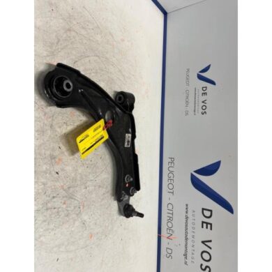Citroen C5 Aircross 1.2 e-THP PureTech 130 Querlenker rechts vorne 2024 9846329080
