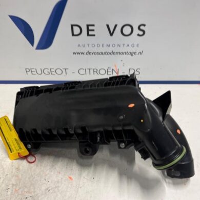 Peugeot 408 1.2 Hybrid 136 Luchtfilterhuis HN09 2022 9845151280