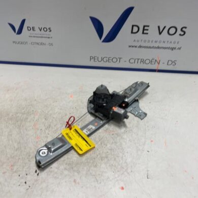 Peugeot 208 1.2 Vti 12V PureTech 82 Ruitmechaniek 4Deurs links-voor 2015 9816402180-9806088180