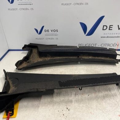 Peugeot 3008 1.2 12V PureTech Hybrid 48V Cowl top grille 2022 98101165XT-98347052XT-98101164XT-98362005XT
