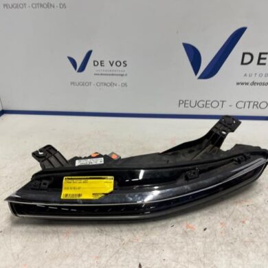 Citroen C5-X  Daytime running light, left 2023 YL01880680