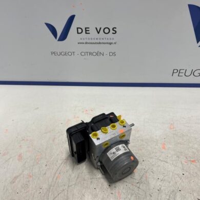 Peugeot 308 1.2 PureTech Hybrid 136 ABS pump HN09 2022 1647898680-9848025280