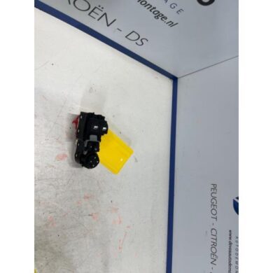 Opel Corsa 1.2 Turbo 12V 100 Combischakelaar ramen 2020 96783350ZD