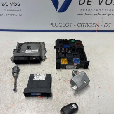 Opel Corsa 1.2 Turbo 12V 100 Computer Motormanagement HNK 2020 9834609880-1667995380