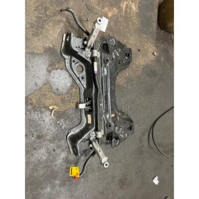 Peugeot 408 1.2 Hybrid 136 Subframe HN09 2022 9808812580