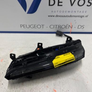 Peugeot 308 1.5 Blue HDi 130 16V Daytime running light, right 2021 9835230880