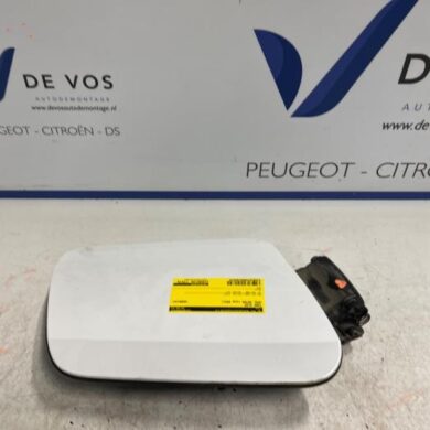 Opel Astra 1.5 Turbo D 16V Tank Klep 2021 9839722880-9839723080