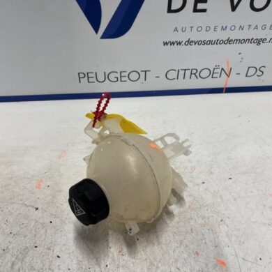 Peugeot 308 1.5 Blue HDi 130 16V Expansion vessel 2021 9678126080