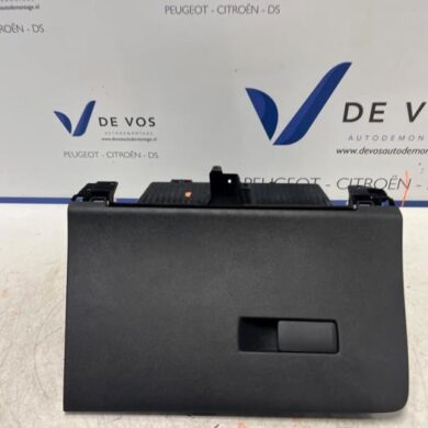 Peugeot 308 1.2 PureTech Hybrid 136 Handschuhfach 2022 98388252ZD-98380733ZD