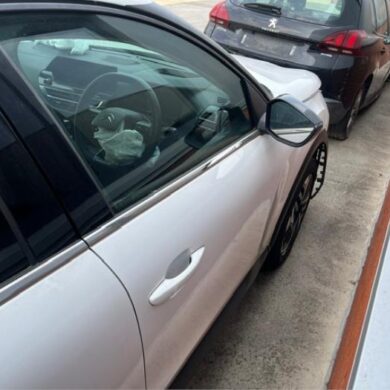 Citroen C4 1.2 PureTech 130 12V Portier 4Deurs rechts-voor 2022 9834272880-9835013280