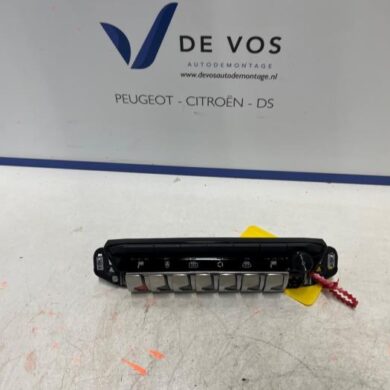 Peugeot 3008 1.2 12V PureTech Hybrid 48V Switch 2022 98249154DX