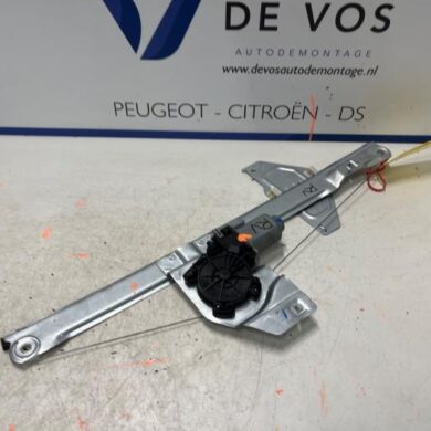 Citroen Berlingo 1.6 VTi 95 16V Ruitmechaniek 4Deurs rechts-voor 2017 9222EQ