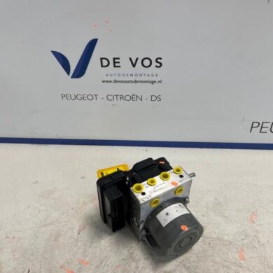 Peugeot 408 1.2 Hybrid 136 ABS pump HN09 2022 1647899480