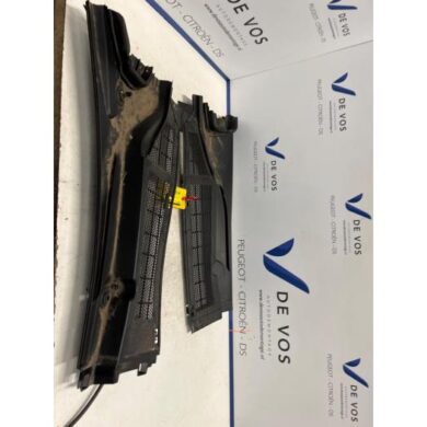 Peugeot 308 1.5 Blue HDi 130 16V Cowl top grille 2021 9830565680-9831551280