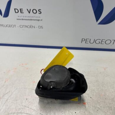 Citroen C4 Cactus 1.2 PureTech 82 12V Gordelspanner links 2016 98009786XX