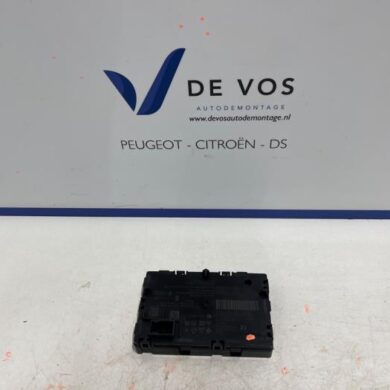 Peugeot 308 1.2 PureTech Hybrid 136 Draadloze oplader 2022 9837716480