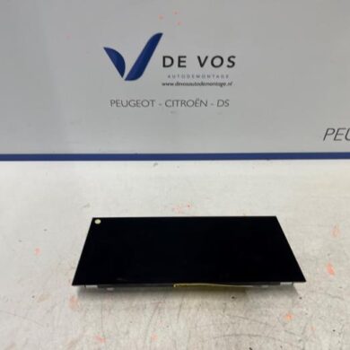 Peugeot 308 1.5 Blue HDi 130 16V Interior display YHZ 2021 9837654580