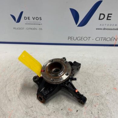 Peugeot 308 1.2 PureTech Hybrid 136 Fusee links-voor 2022 1647857480