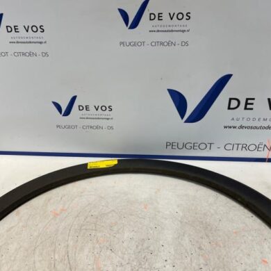 Opel Crossland X 1.2 Turbo 12V Spatbord Lijst 2022 YQ009411XT