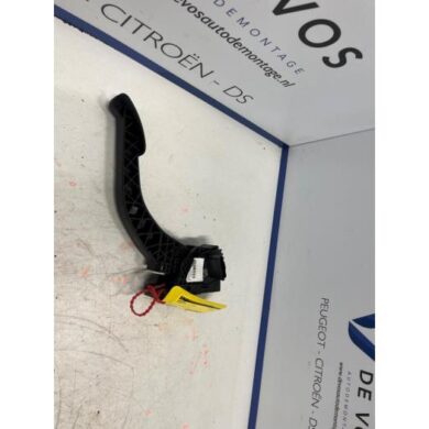 Citroen C5-X  Accelerator pedal 2023 9845116580-YL02285780