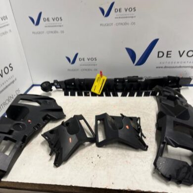 Peugeot 308 1.2 12V PureTech 130 Bumperframe achter 2021 9836418080-1680965980-1680965780