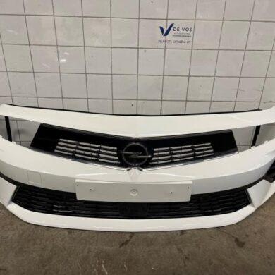 Opel Astra 1.5 Turbo D 16V Voorbumper 2021 168418861T