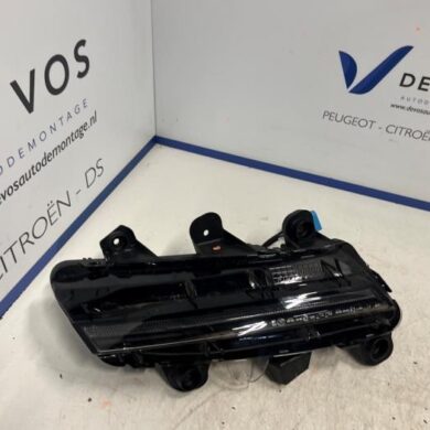 Peugeot 3008 1.2 12V PureTech Hybrid 48V Daytime running light, left 2022 9836231080
