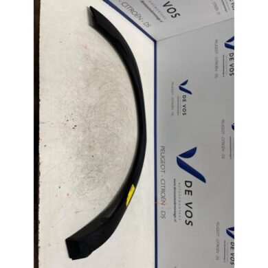 Citroen C5 Aircross 1.2 e-THP PureTech 130 Wheel arch strip 2024 98168322XT