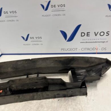 DS Automobiles DS4 1.6 16V PureTech 215 Luchtgeleider 2021 9832994680