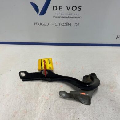 Peugeot 308 1.6 BlueHDi 100 Bonnet Hinge 2015 9677784880