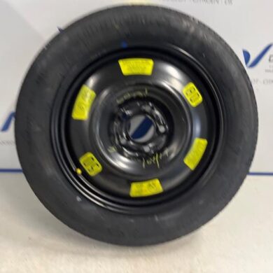 Peugeot 308 1.6 BlueHDi 100 Wheel + tyre 2015