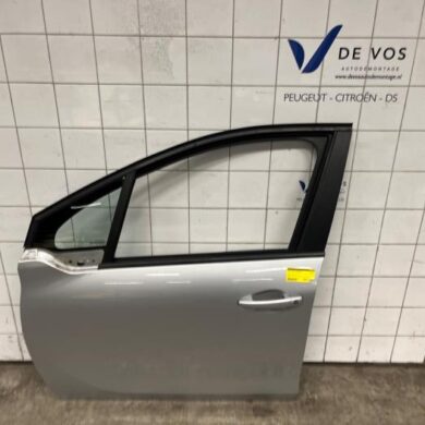 Peugeot 208 1.2 Vti 12V PureTech 82 Portier 4Deurs links-voor 2016 9807820780