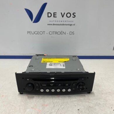Peugeot RCZ 2.0 HDi 16V FAP Radio CD player 2013 16099817XN-98041637XN