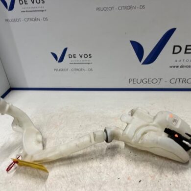 Peugeot 208 1.2 Vti 12V PureTech 82 Ruitensproeiertank voor 2016 6431N6