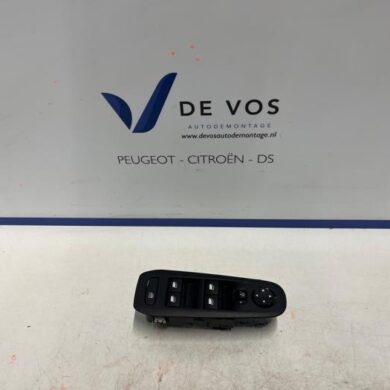 Peugeot 308 1.2 12V e-THP PureTech 130 Multi-functional window switch 2014 96788264ZD