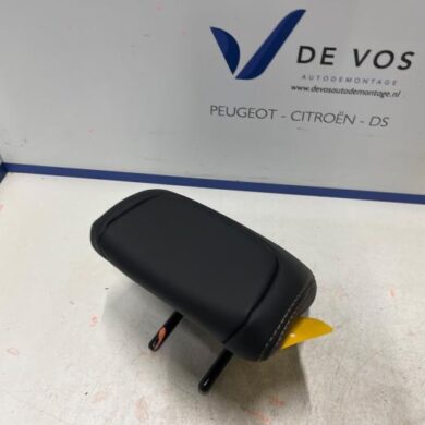Peugeot 3008 1.2 12V PureTech Hybrid 48V Headrest 2022 16464659ZD